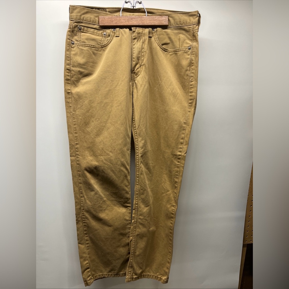 Levi's 514 Men's Straight Fit Khaki Pants, 32 X 32 , 100% Cotton